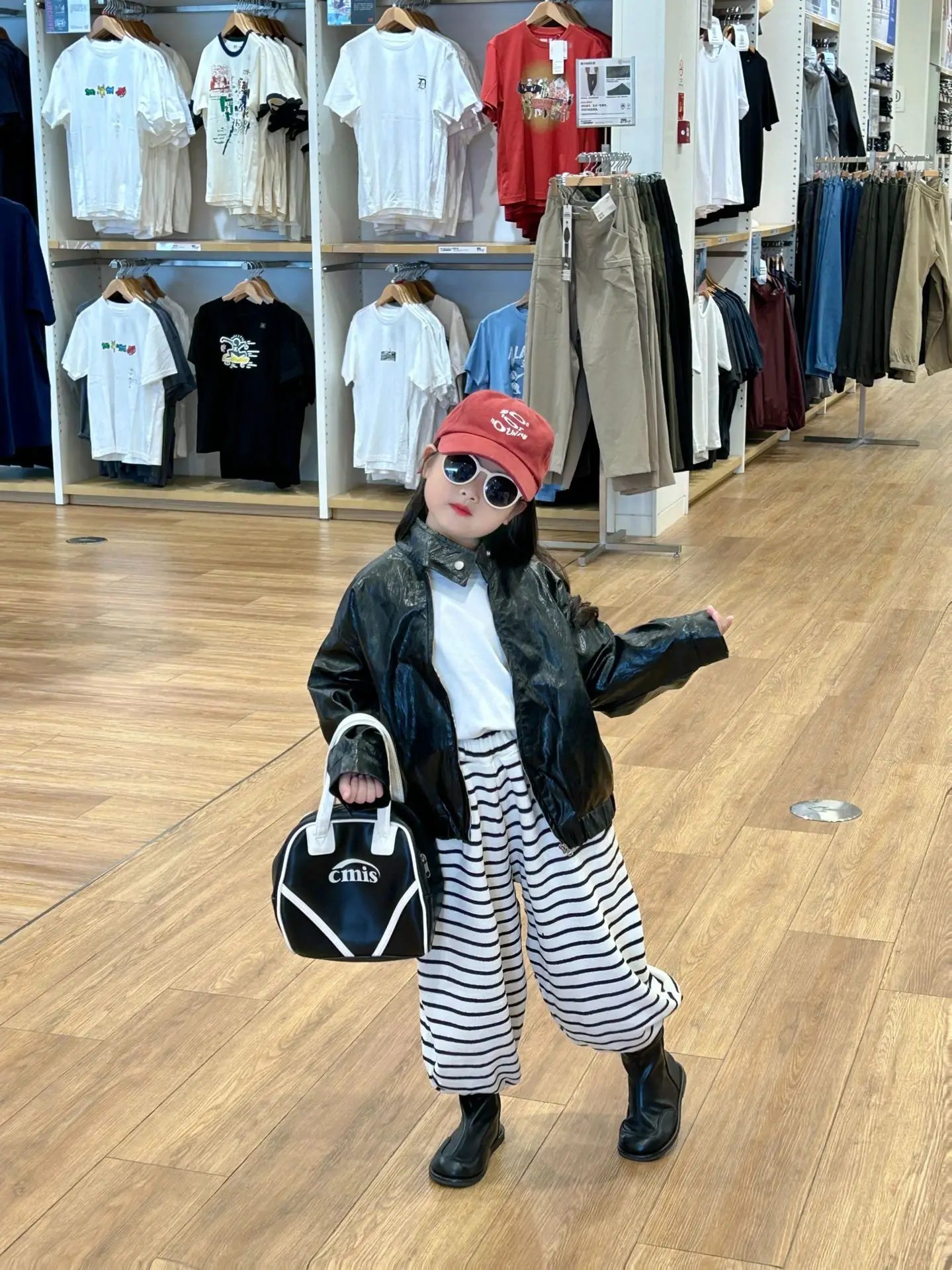 Cappotto da ragazza 2024 autunno nuovi vestiti per bambini stile coreano ragazzi e ragazze moda moto in pelle casual semplice quotidiano