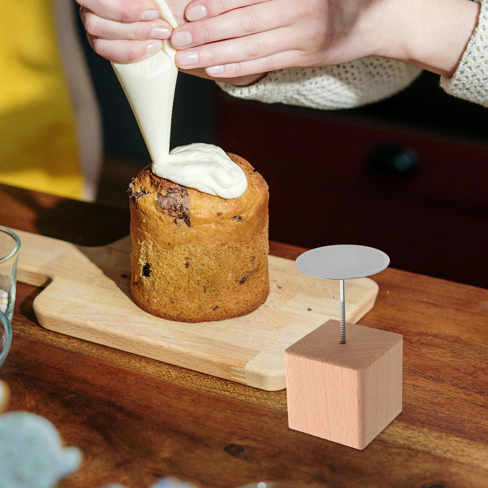 

1Set Wooden Flower Nail Holder Wood Stainless Steel Baking Flower Display Base for Pattern Mounting Cake Decorating