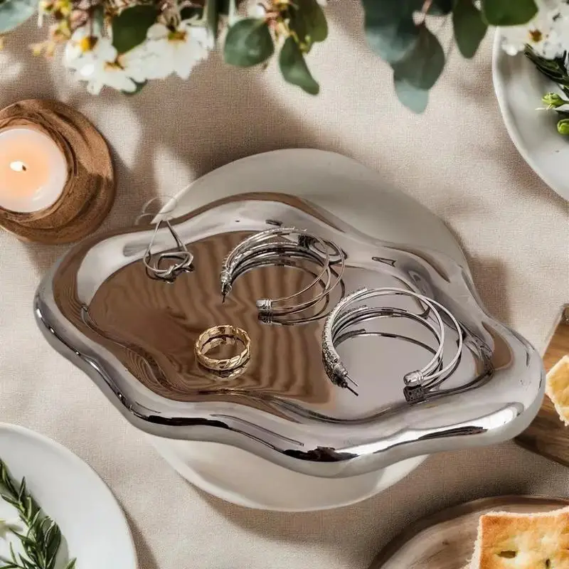 

Simple Jewelry Storage Tray Creative Cloud Shapes Electroplated Jewelry Earrings Ring Display Desktop Dish For Women