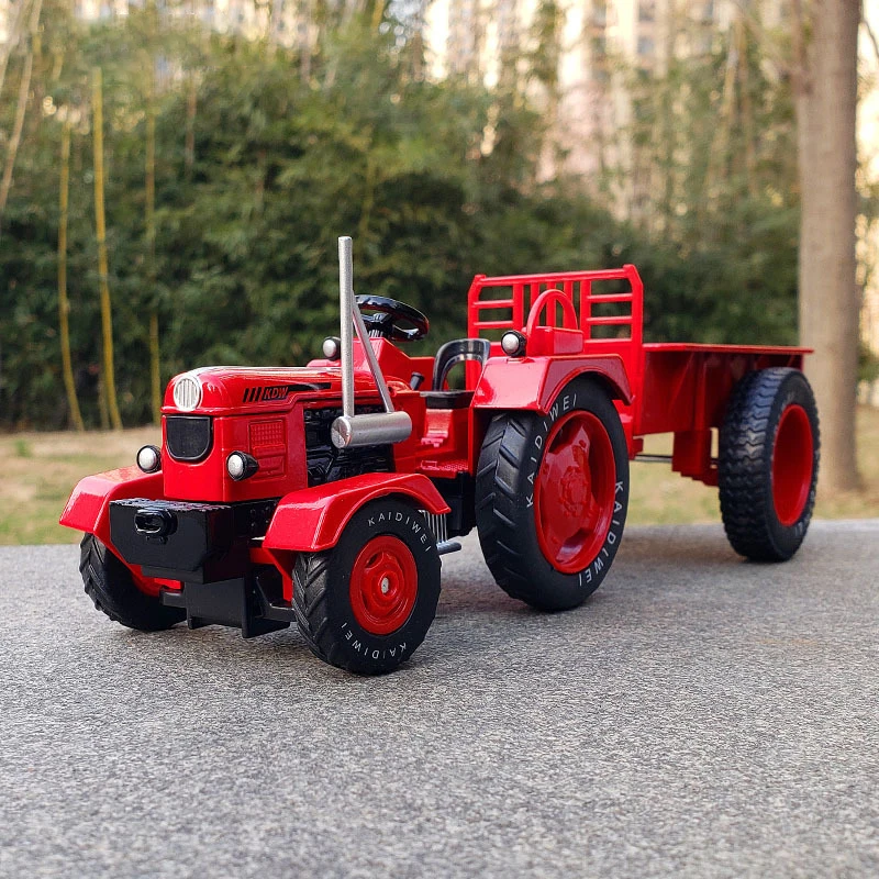 

New 1: 18 Large Retro Tractor Agricultural Trailer Alloy Car Model Simulation Metal Collect Decoration Birthday Gift Toy Car