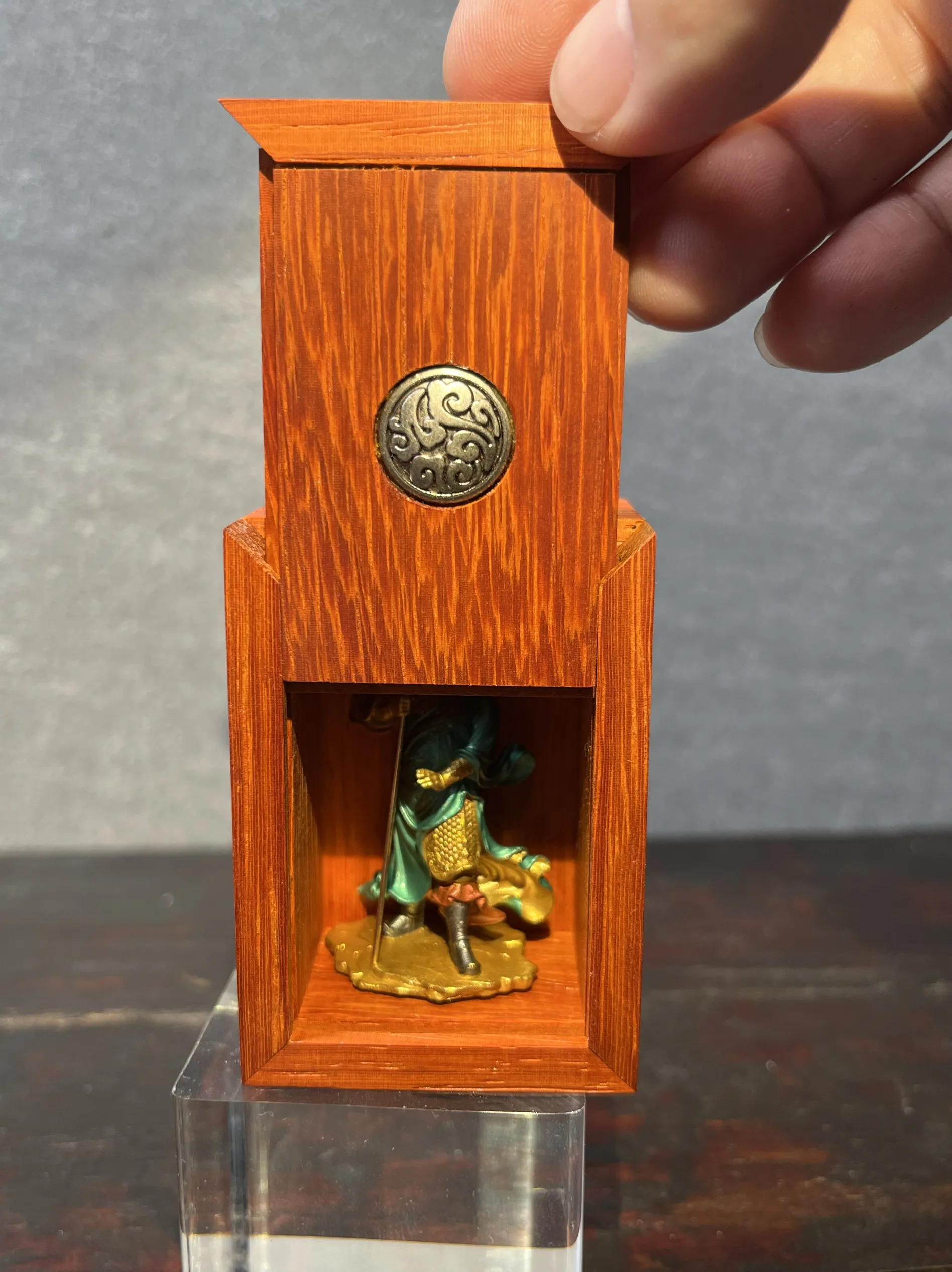 Rosewood with Door Buddha Shrine Shrine with Pure Guan Gong God of War and Wealth Can Be Used as Pendant String Rope
