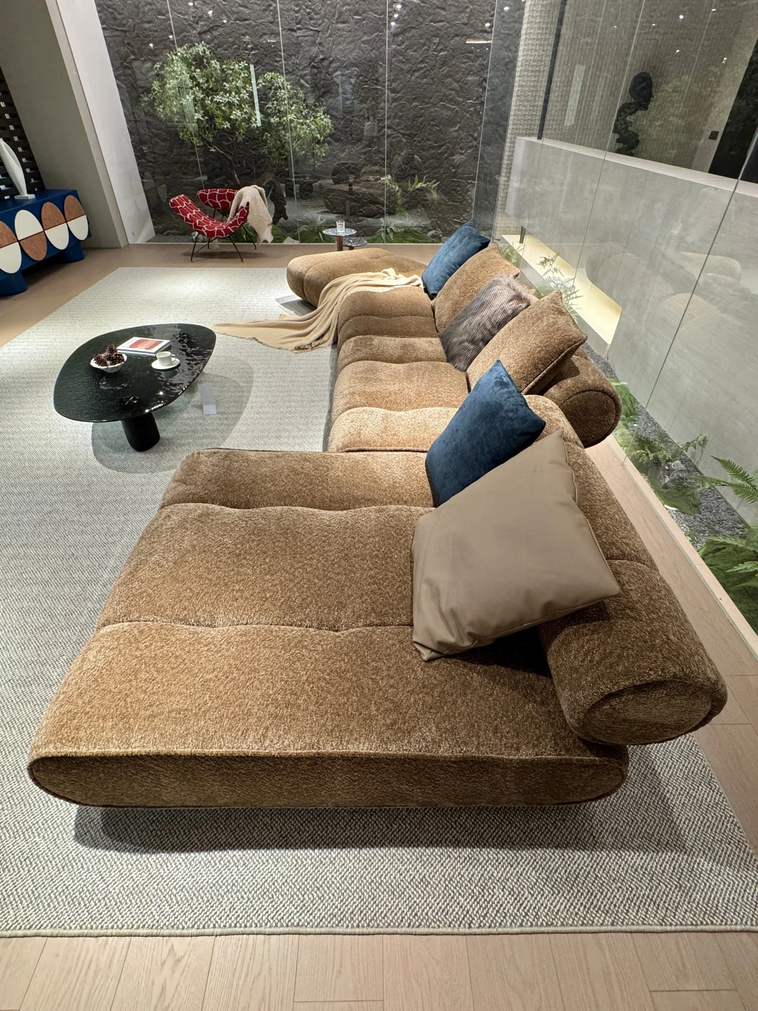 Camel Brown Boucle Sectional Sofa With Chaise Bolster Cylinder Armrest Floor Style Deep Seat For Living Room Villa Bedroom