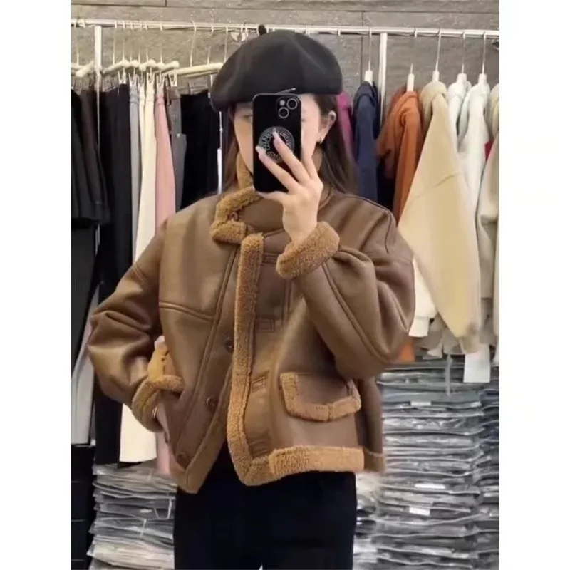2025 السيدات طويلة الأكمام بولي Leather سترة جلدية الشتاء الإناث الوقوف طوق رشاقته معطف جلد ريترو المرأة موضة فو الجلود القمم