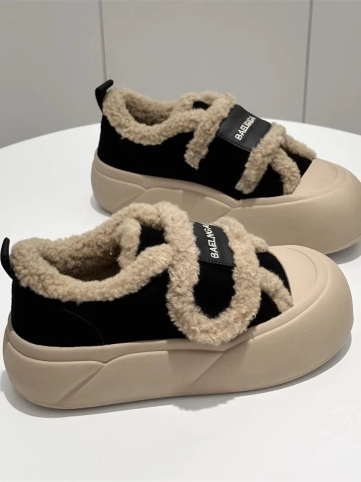 Muffin Bottom  Cotton-padded Shoes Women Winter Fleece-lined Thickened 2024 Winter New Slip-on Loafers Bread Shoes Tide