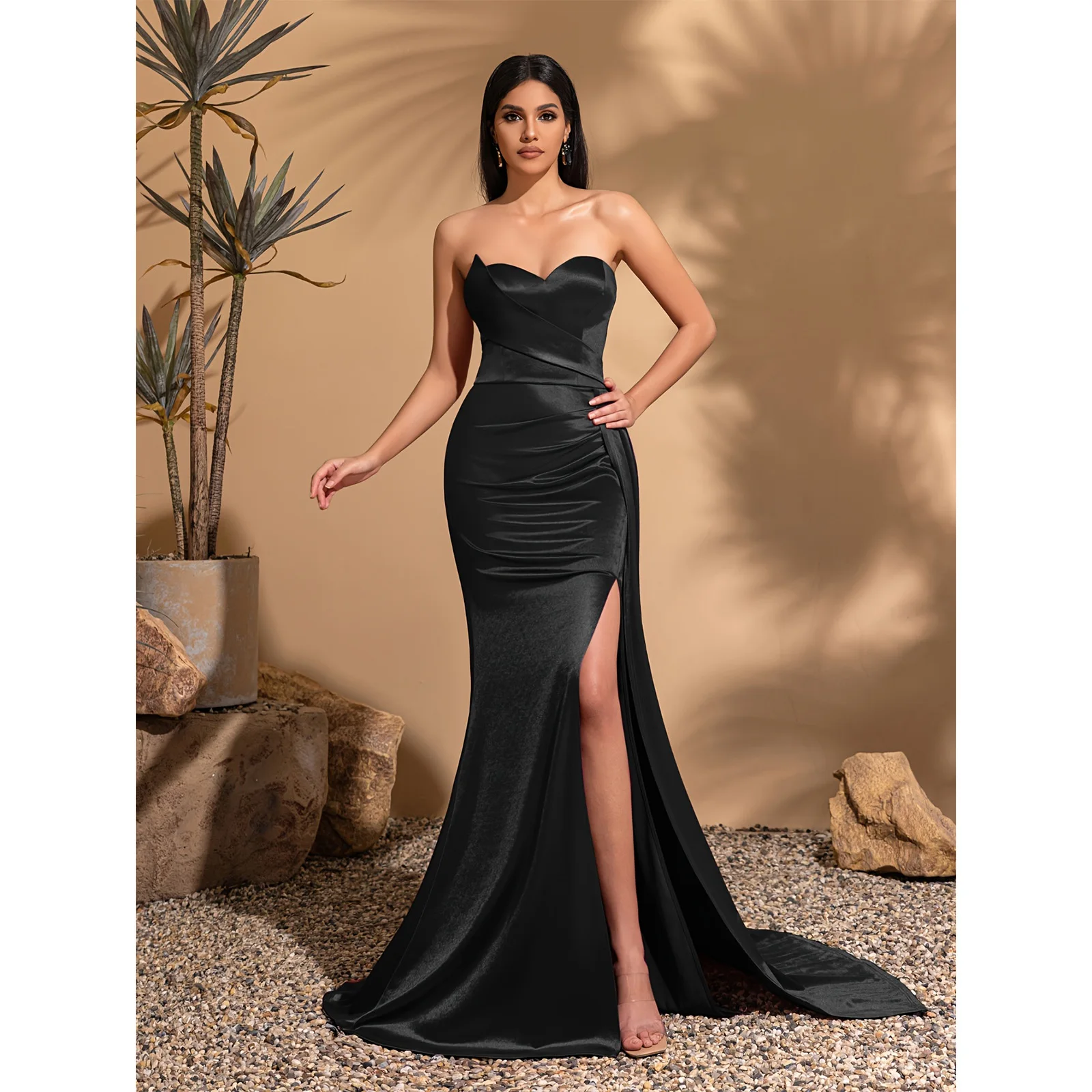 

Strapless pleated satin dress with side skirt