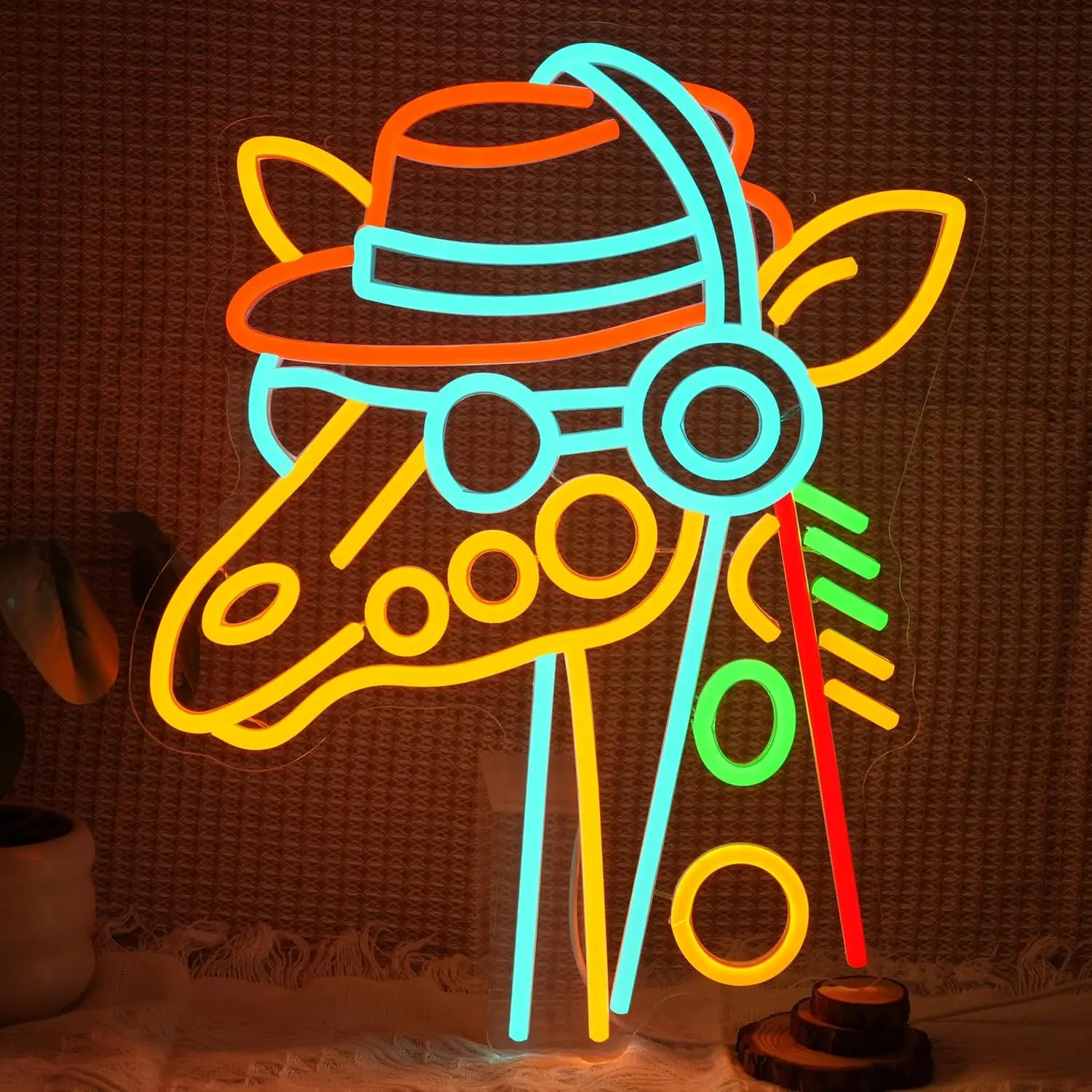 

Неоновая LED-вывеска в виде головы жирафа для декора стен, питание от USB, с регулировкой яркости, идеально подходит для спальни, игровой комнаты, бара, клуба и тематических вечеринок в стиле зоопарка.