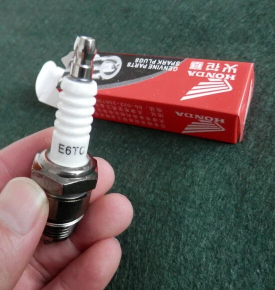 10 X SPARK PLUG E6TC FOR ROBIN SUBARU EY20 Suzuki AX100 Yamaha V50 V80 CY80  DX100 & MORE MOTOR  FREE SHIPPING