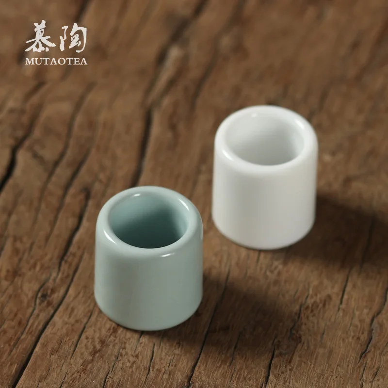 Mu Tao Sweet White Porcelain Holder, Ru Kiln Stand, Ceremony Kung Fu Tea Set, Bowl, Purple Clay Teapot Cover Holder