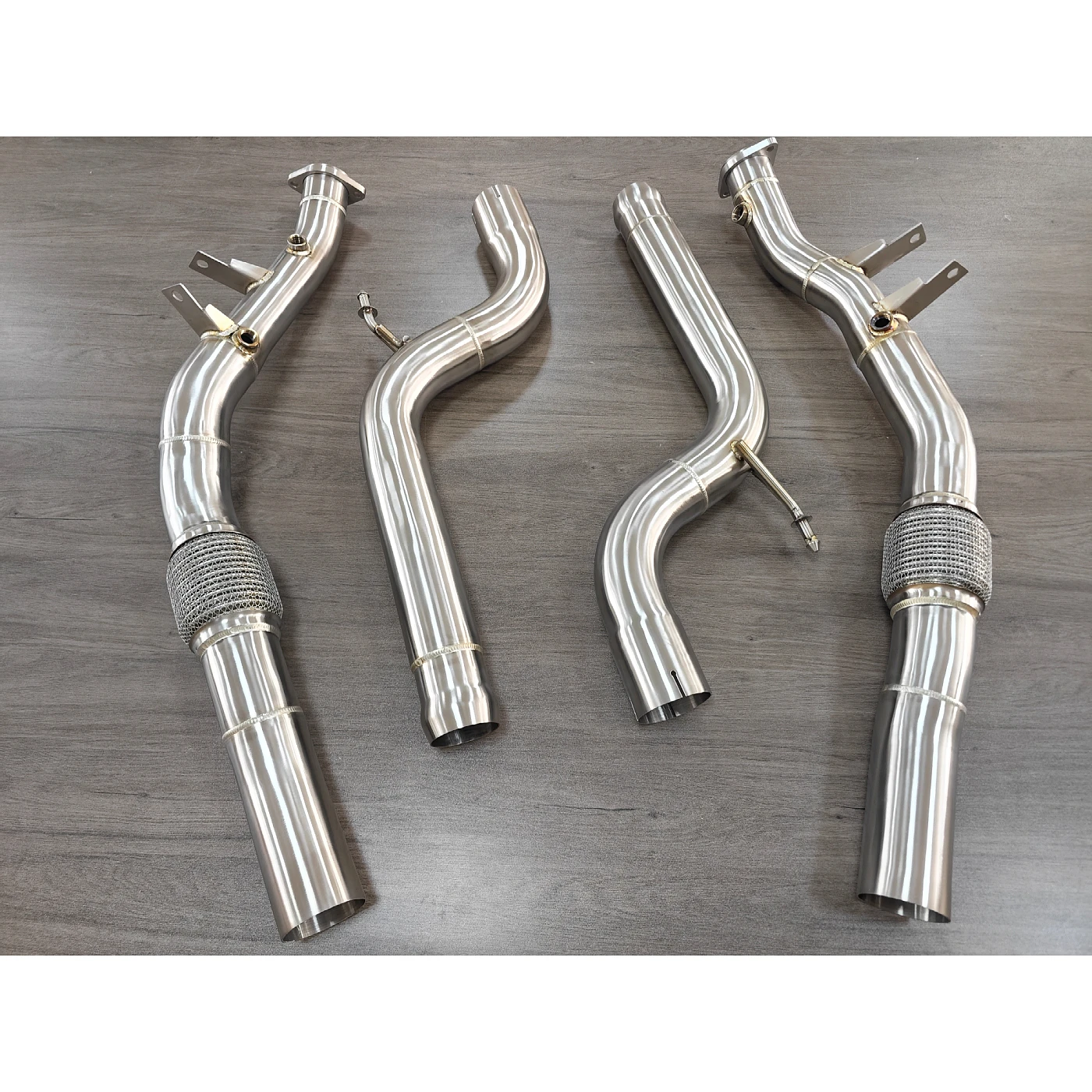 AKS النازل ل W222 C217 S63 AMG 5.5 Biturbo النازل