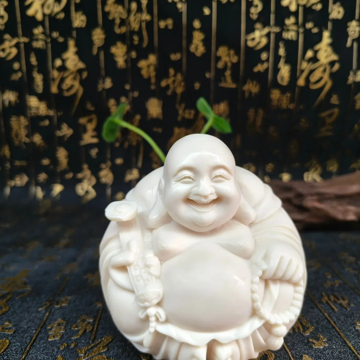 Ivory Nut Carved Laughing Maitreya Buddha Hand Piece Large Harmonious Figurine Tea Pet Office Decor Craft Ornament