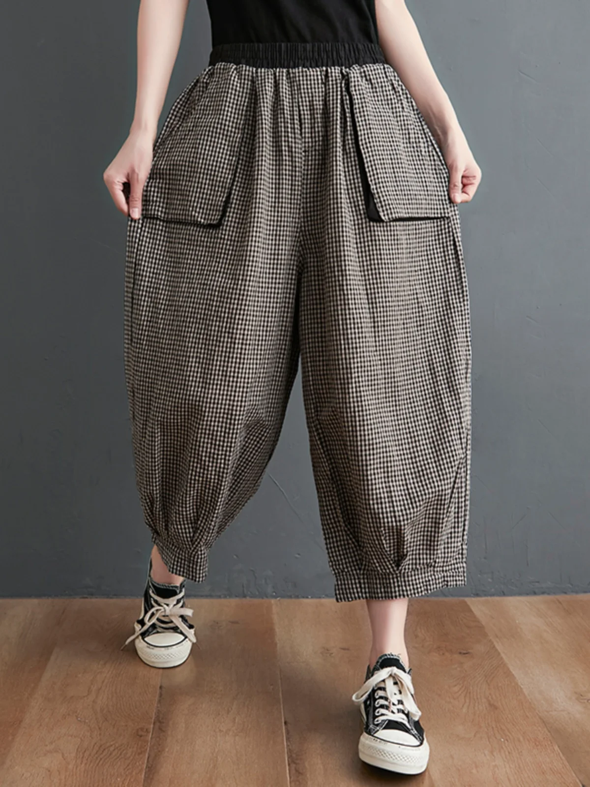 กางเกงขายาวผ้าฝ้ายลินินคุณภาพสูงสำหรับผู้หญิง รุ่นใหม่ประจำฤดูร้อน เอวยางยืด ทรงสลิมลายสก็อต สไตล์ลำลอง ใส่สบาย ไซส์ใหญ่พิเศษ ความยาวเจ็ดฟุต