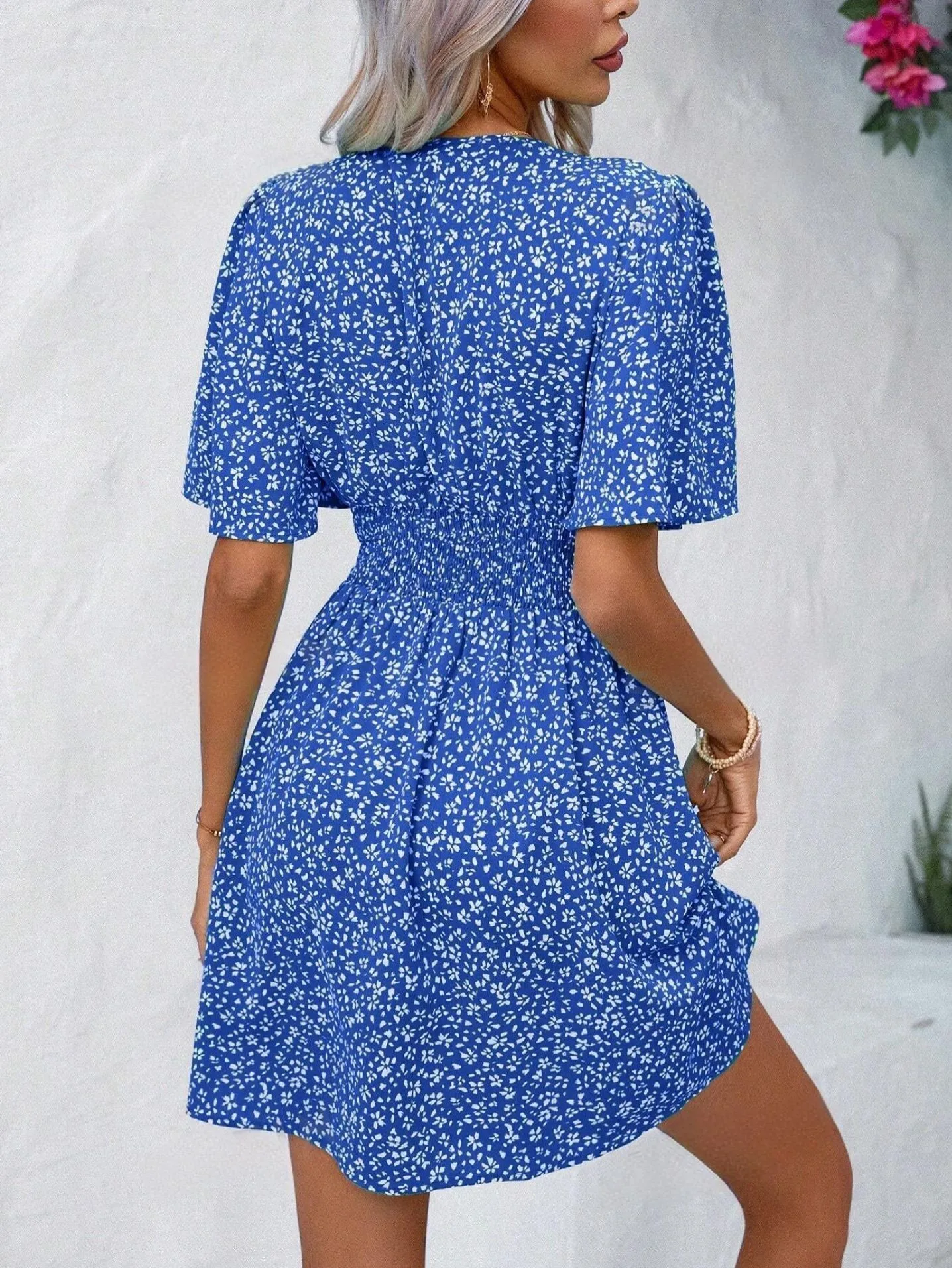 Abito da donna con stampa floreale con scollo a V profondo e maniche svolazzanti, elastico in vita smock, maxi abito da spiaggia estivo, boho holiday lady