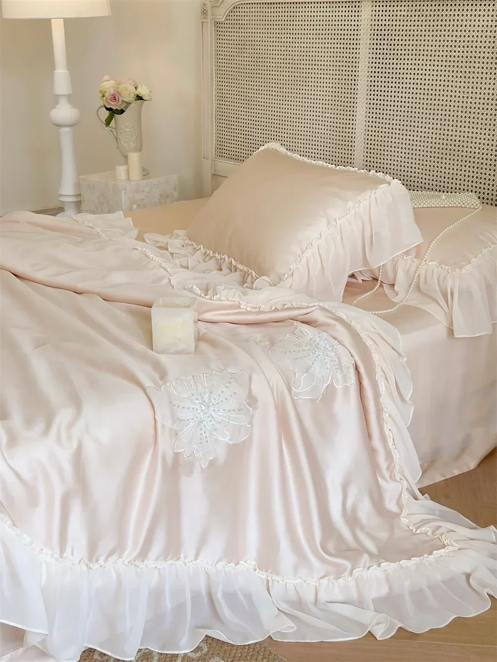 Princess Style Romantic Washed Cotton Four-Piece Korean Girl Lace Three-Dimensional Embroidered Quilt Cover Bed Sheet