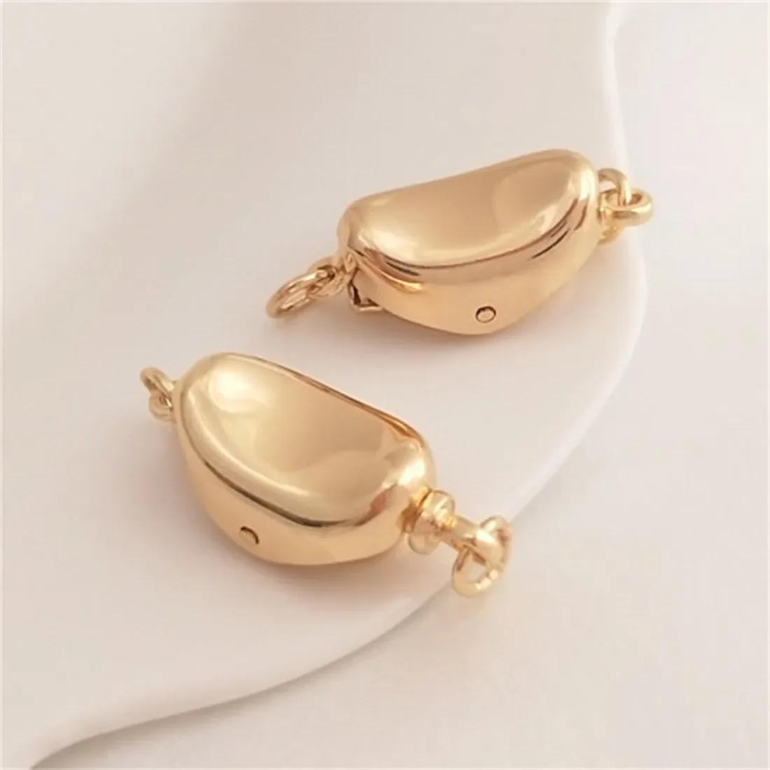 

14K Copper Wrapped Gold Boat-shaped Ingot Buckle Pillow Buckle Pearl Stick Buckle Diy Bracelet Necklace Ending Accessories B935