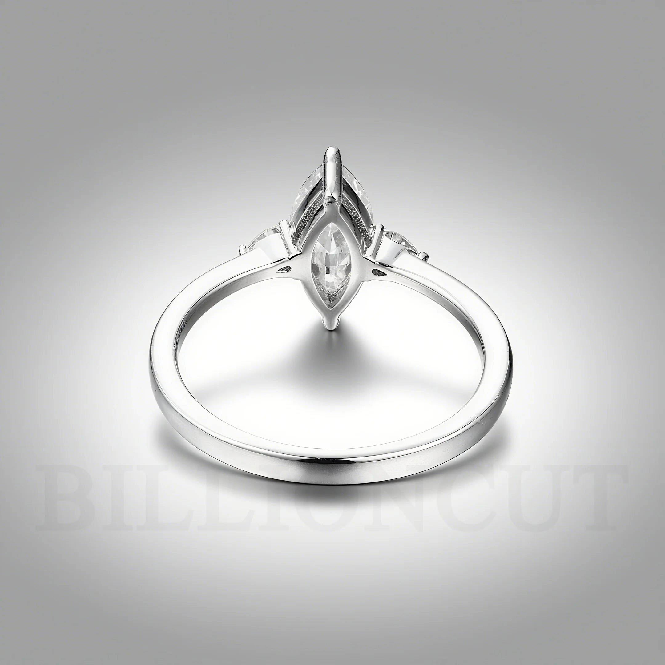 New 925 Sterling Silver Rhombic Ring Adjustable Design with Eternal Rose Box Timeless Shine Jewelry for Anniversary & Wedding