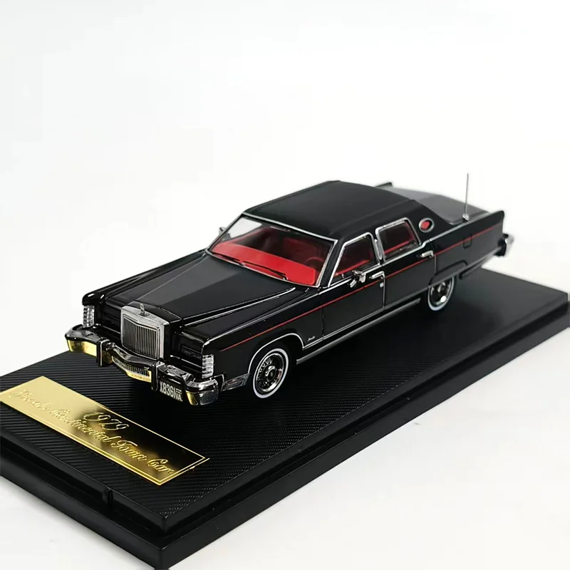 Sun Star aleación 1/64 1979 Lincoln Continental Town coche modelo adulto colección clásica exhibición regalo recuerdo niño juguete