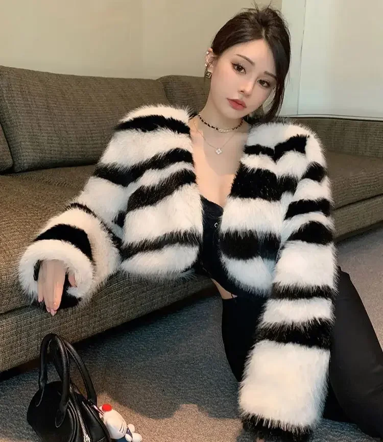 FANIECES Fluffy Faux Fur Women Short Coat Cardigan Tops Y2K Zebra Striped Print Fake Fur Crop Jackets Fashion Winter Streetwear