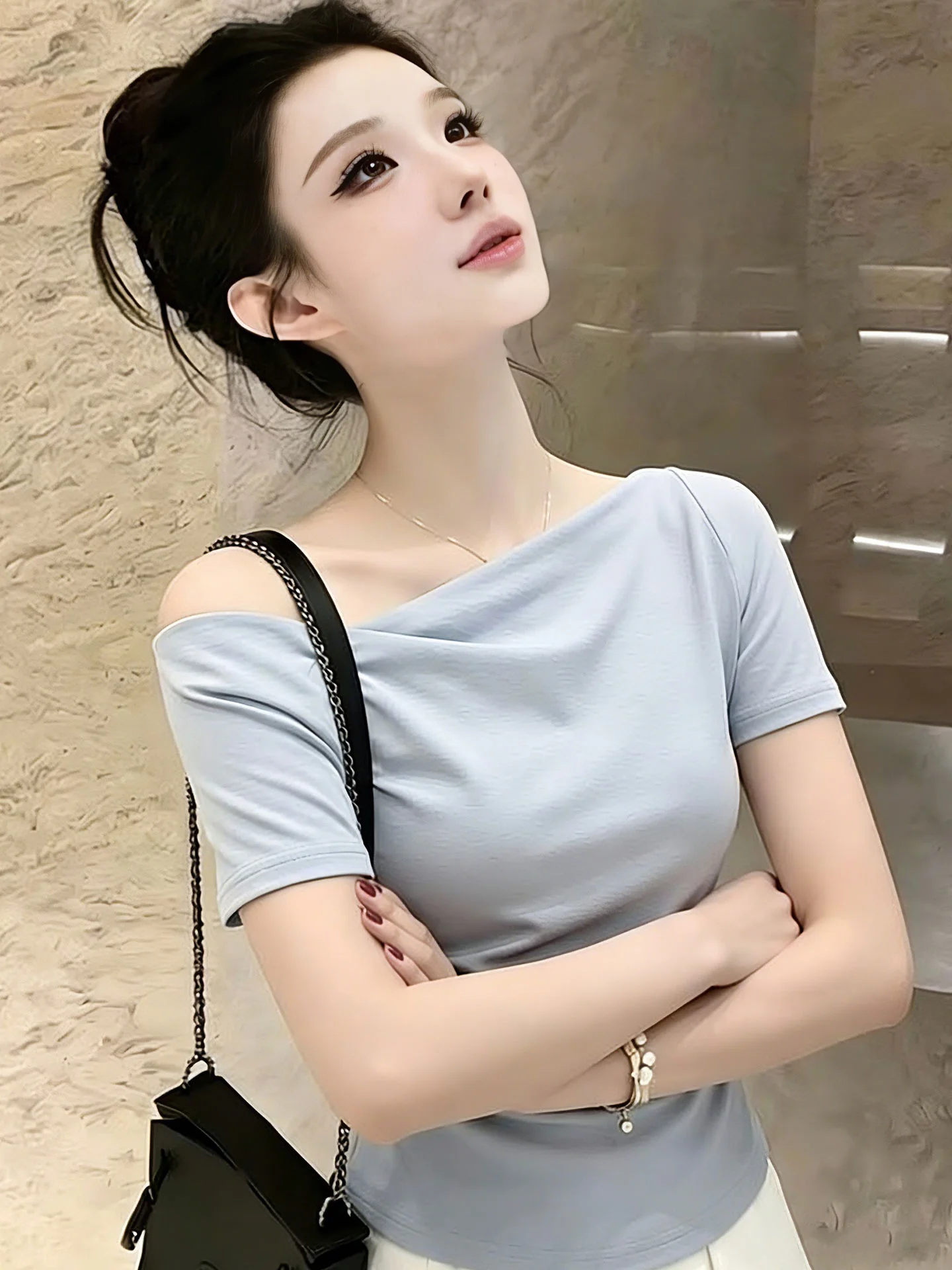 

Elegant Korean Style Pure Color Shoulder Bared Short Sleeve T Shirt Women's Fashion Spring Summer Top High End Feeling Shirt