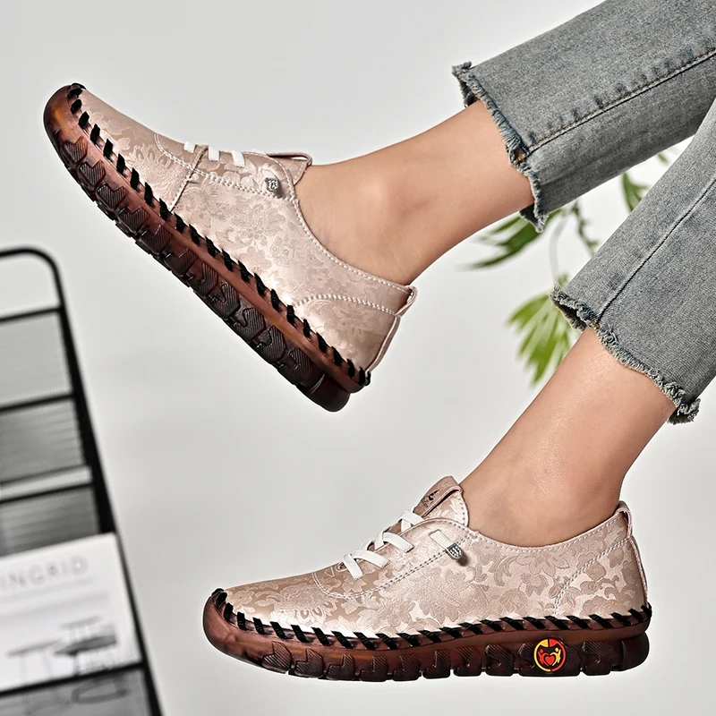 Print Fashion Sneakers Women Hand-stitching Leather Casual Shoes Design Platform Loafers Breathable Flats Shoe Driving Plus Size