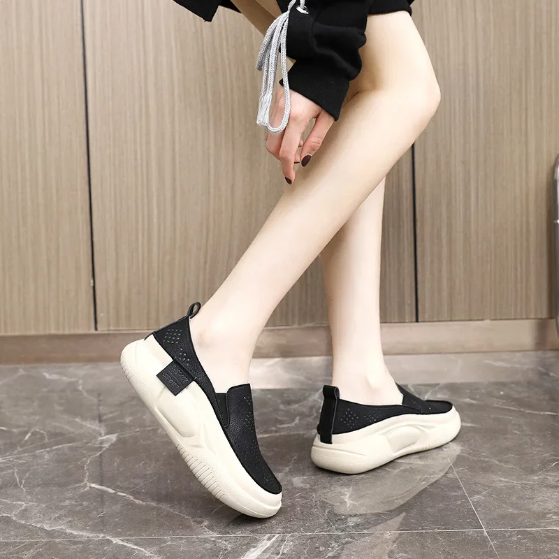 Sports Shoes Woman Summer  In Casual Slip-on Sneakers Fashion Hollow Breathable Loafers Women Running Shoes Footwear 2023