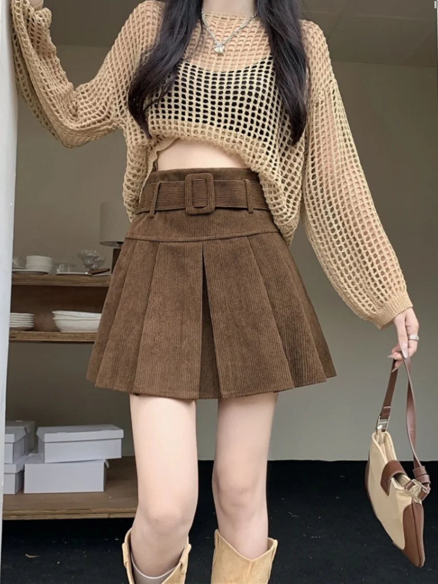 plus Size Women's Corduroy Pleated Mini Skirt A-Line Retro Versatile High Waist Slimming Trendy Commute Sle Solid Color