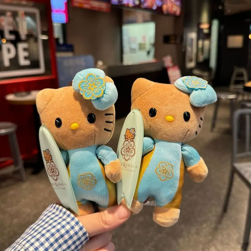 

Плюшевый брелок-кукла Hello Kitty в гавайском черном кожаном халате, 12 см, аниме, кавайный, для школьного рюкзака, украшение