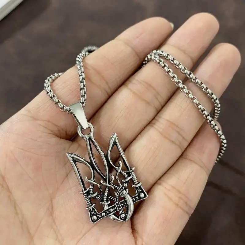 Retro netuno poseidon trident colar ucrânia emblema nacional pingente moda masculina legal na moda jóias acessórios