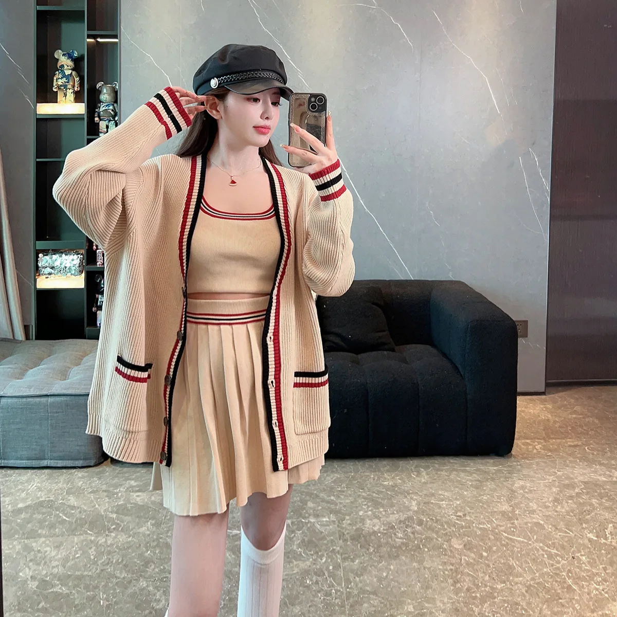 

Color Blo V-Ne Вязаный открытый кардиган на одной пуговице 2024, весенний новый универсальный топ цвета чая с молоком, женский вязаный топ...