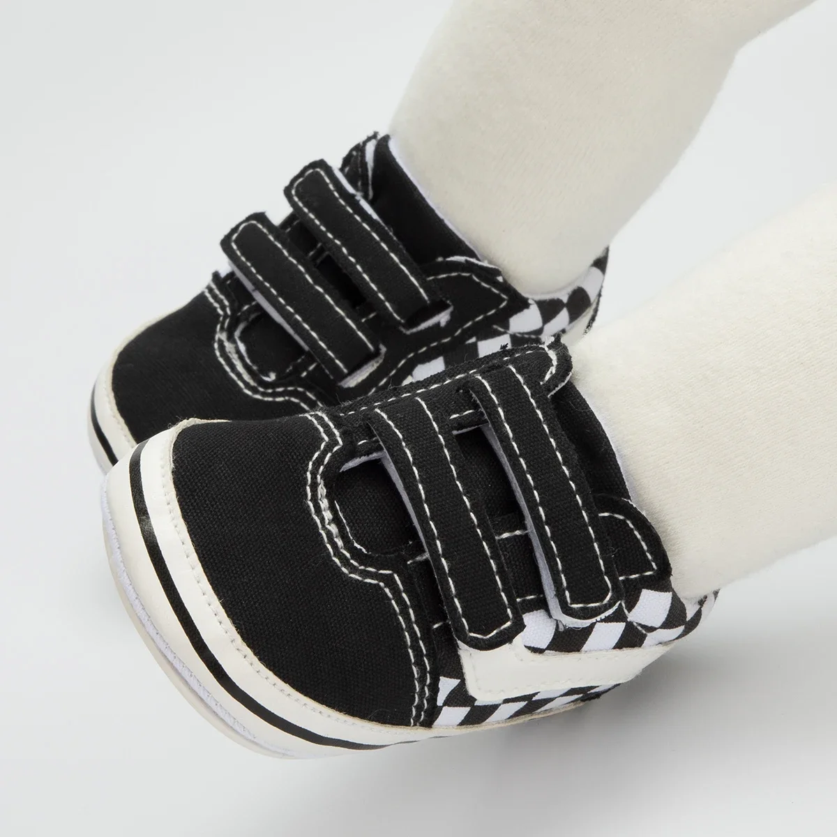 

HAIZHIW NEW Baby Boy Girl Shoes Canvas Sneakers Non-slip Soft Sole Plaid Streaks First Walkers Infant Baby Unisex Casual Shoes