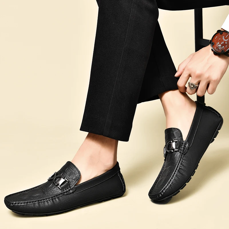 

Luxury Brand Men Loafers Genuine Leather Casual Business Slip on Shoes Loafers Men Shallow Flats Fashion Designers Driving Shoes