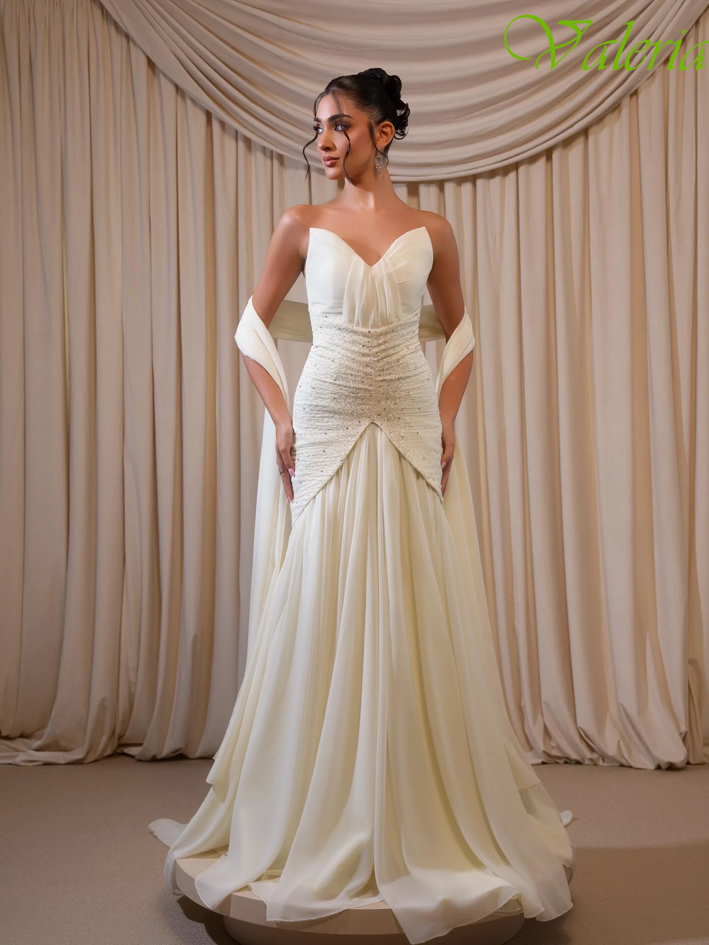 

Customized A-Line Strapless Elegant Formal Evening Dress Fashion Temperament Celebrity Gowns Delicate High Quality Party Dress
