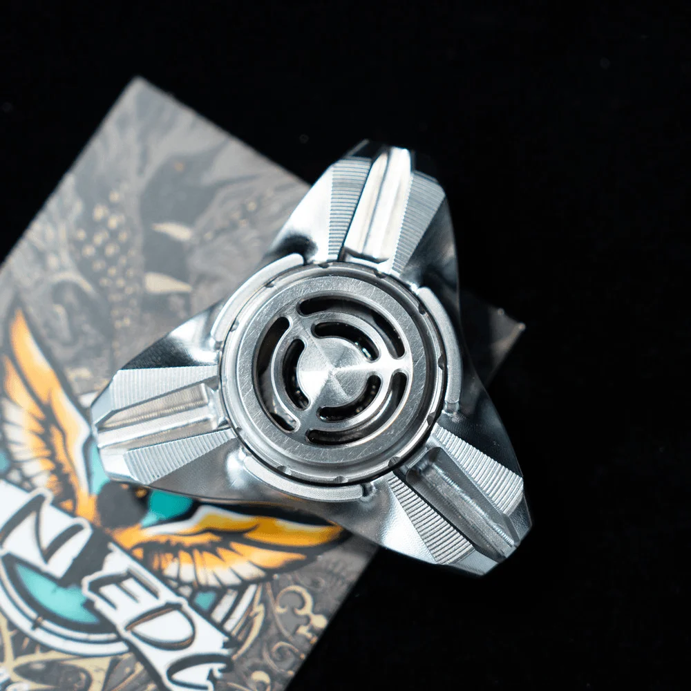 CaiNiao EDC Fidget Spinner Three Leaf Spinner Fidget Toys For Adults Portable Office Desk Anxiety Relief Gadgets Accessories