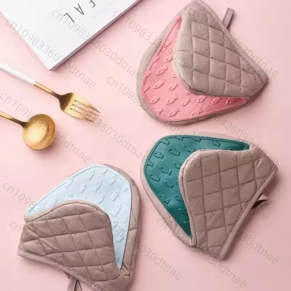 1PC Silicone Oven Mitts Fish Shape, Anti-Scald, Heat Resistant Kitchen Gloves, Multi-Use As Tray Gripper & Pot Holder New