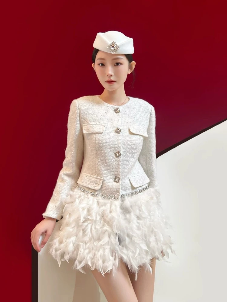 Chic Skirt Set A White Diamond Woven With Ostrich Feather Trim For Spring Autumn 2026 New Elegant Stylish Two Piece Dress