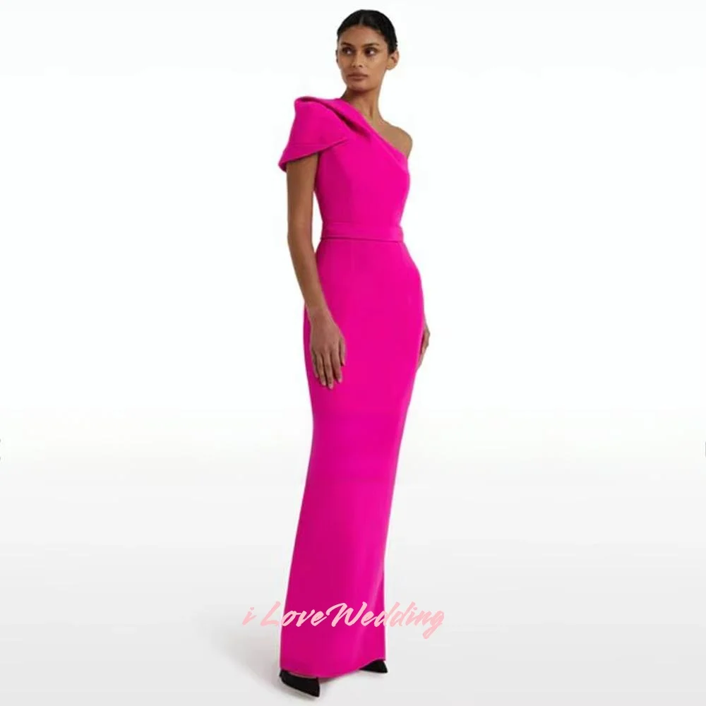 Heiße rosa One-Shoulder-Abendkleider 2025, Satin, Meerjungfrau, Falten, bodenlang, Abendkleid, elegante Hochzeits-Party-Kleider, individuell gestaltet