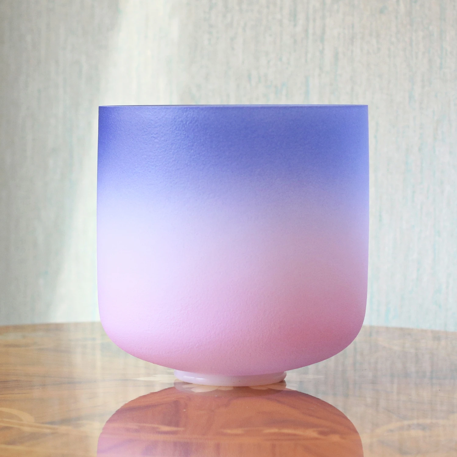 

CrystalSoul 432Hz Purple and Pink Gradient Frosted Crystal Bowl with accessories