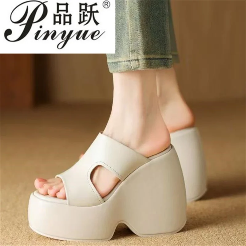 

Женские шлепанцы на платформе на очень высоком каблуке. Дизайнерская обувь на каблуке. Летние модные туфли-лодочки на танкетке. Новые трендовые сандалии De Mujer 34–39