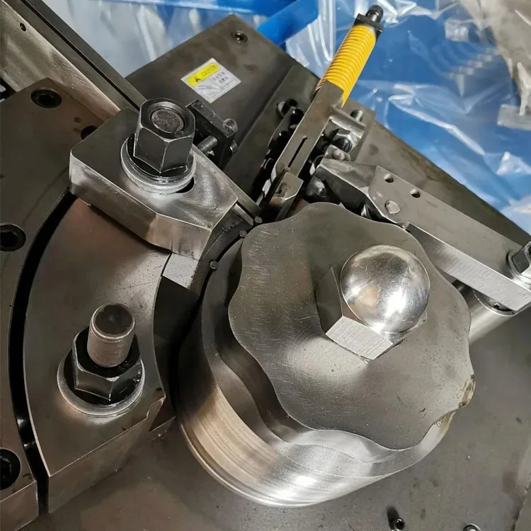 Machine à rouler les clous, Machine à rouler les vis filetées en acier rond à haute efficacité