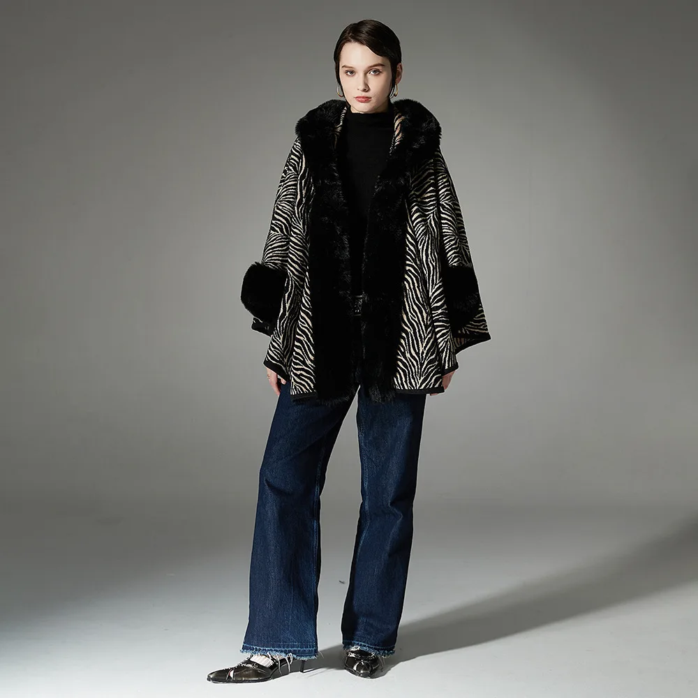 

Faionable Floral Print Hooded awl on Sle Versatile Autumn Winter Warm Ele Women's Scarf Versatile All-Match Design