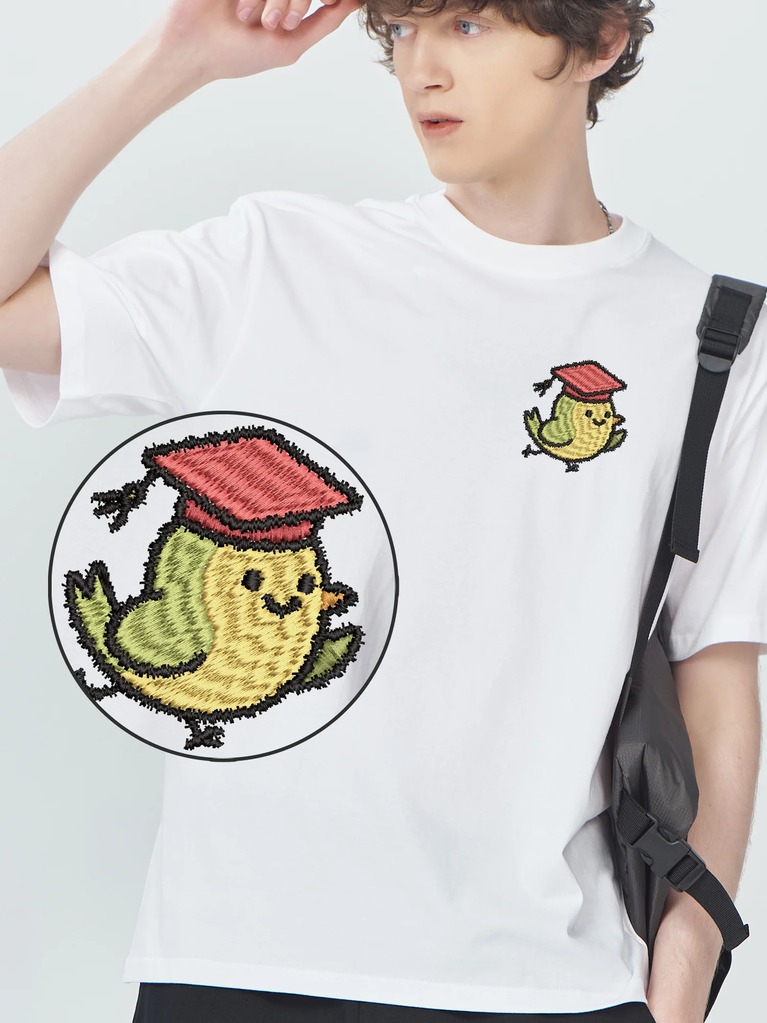 

Wearing Graduation Cap Bird Embroidered Shirts For Men Women Breathable Design Comfort Embroidery T-Shirt Best Gift
