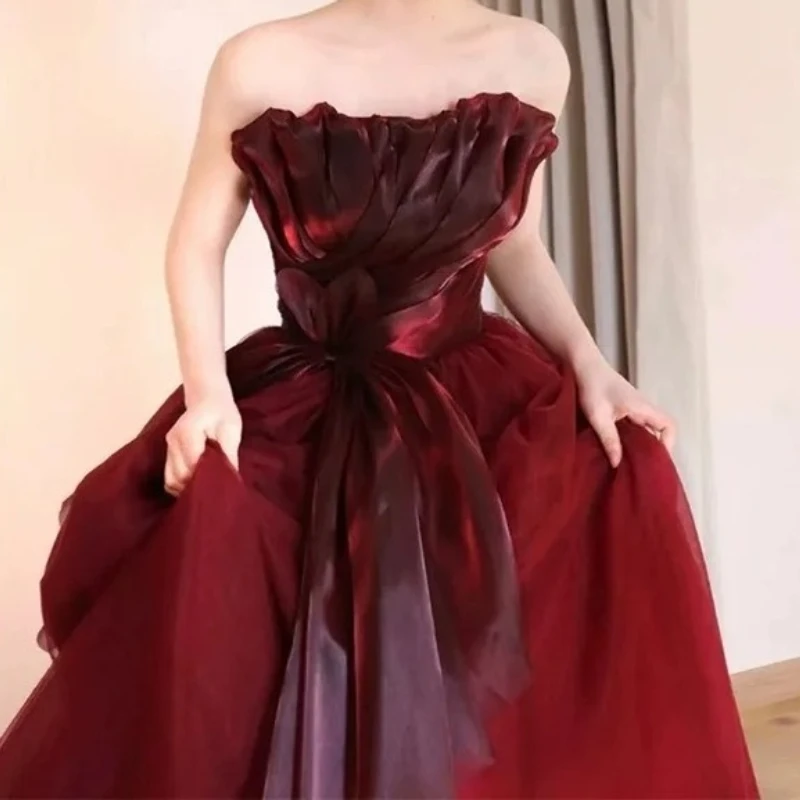 فستان سهرة للنساء لحفلات الزفاف أنيق خفيف فاخر بدون حمالات بدون أكمام برباط على شكل كرة فيستدو دي فيستا