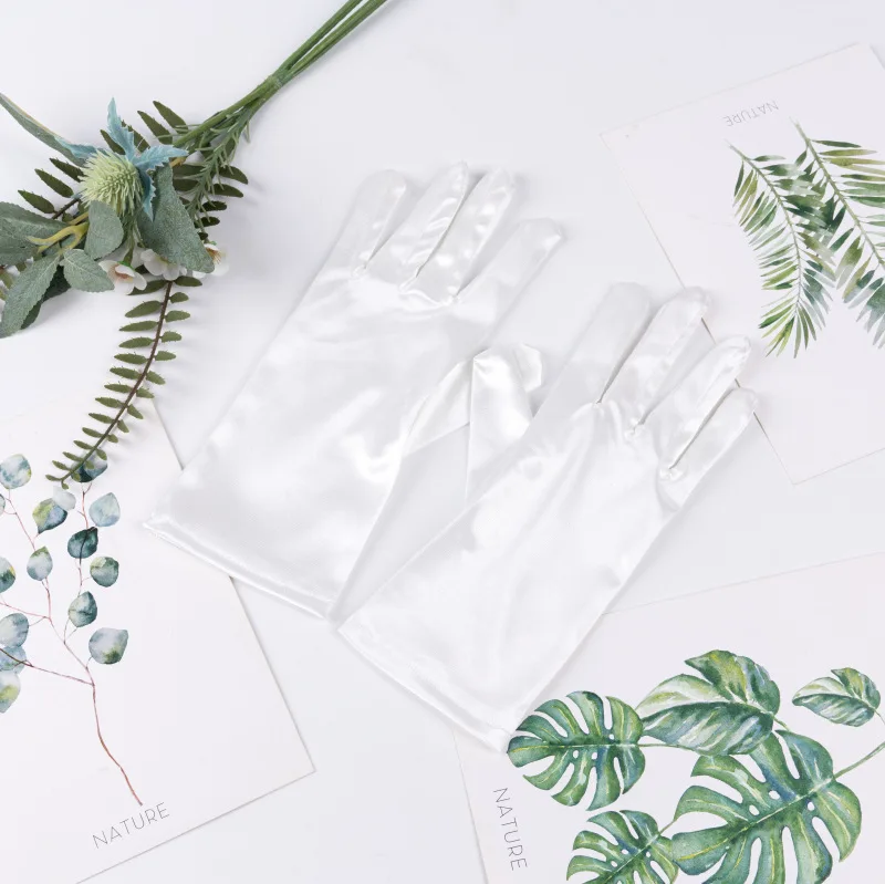 Kurze Satin-Handschuhe für Damen, elegantes Temperament, Prinzessin, Hochzeit, Braut, mehrfarbige Handschuhe, Bühnenaufführung, Abendessen-Zubehör – Detail 3