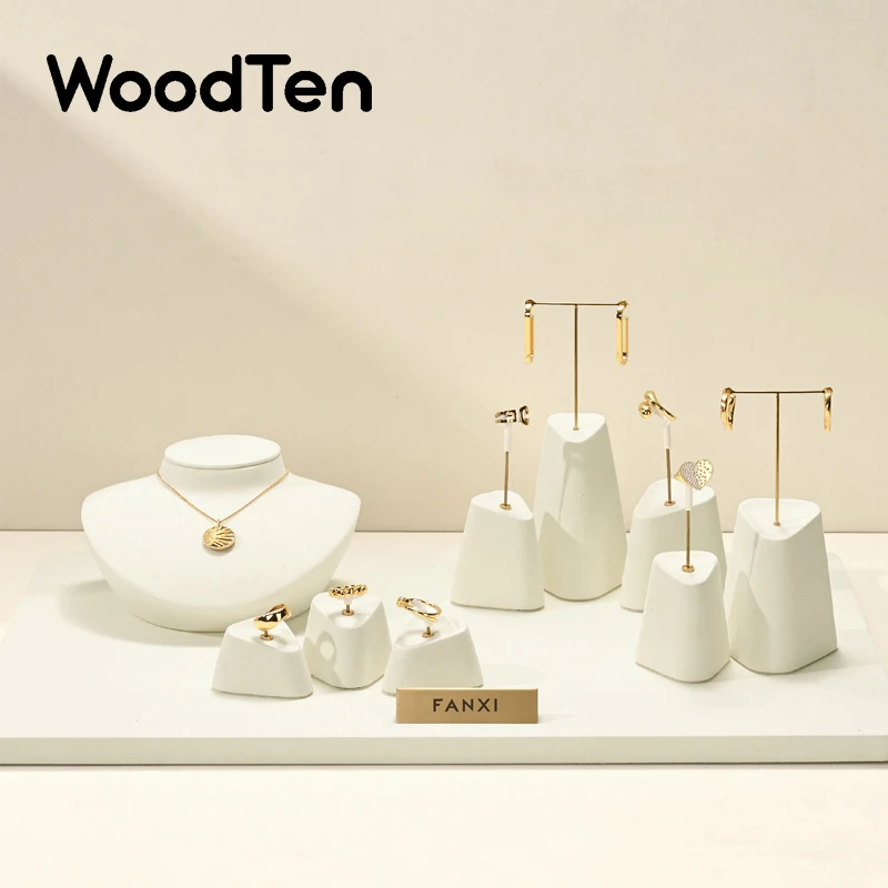 

WoodTen Beige Microfiber Jewelry Display Props for Rings Earrings Necklaces Portrait Jewelry Display Stand New Triangular Design