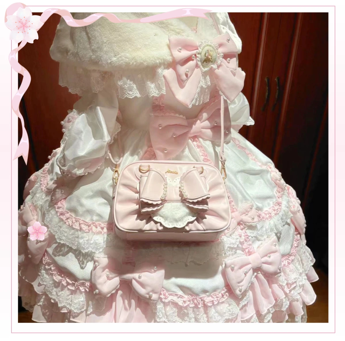 Delicate Sweet Lolita Original Early Style Square Handbag Women's Crossbody Bag Fashionable Square Shape Single Shoulder Bag