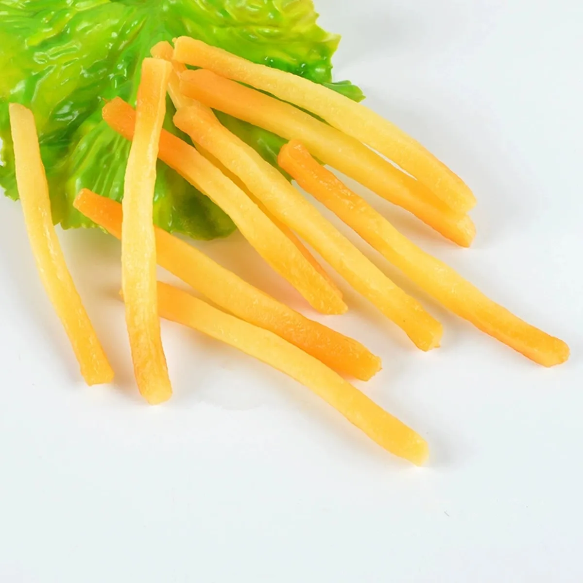 20/50 Stück künstliche Pommes-Frites aus PVC – realistische Kartoffelstreifen, Lebensmittel-Requisiten für Fotografie, Präsentation, Streich und TikTok-Videos – Detail 7