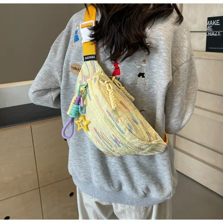 

2026 Korean Version Fashion Breast Bag New Casual Versatile Messenger Bag Mobile Phone Fanny Pack Sports Commuter Shoulder Bag