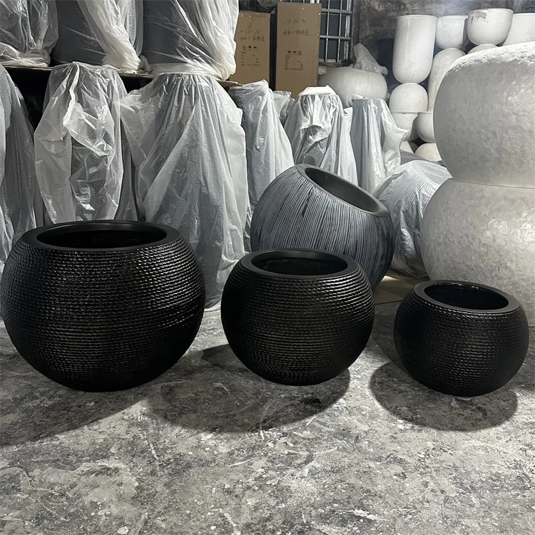 Round Ball Shape Garden Flower Vase Pots Outdoor Hotel Home Planter for Shopping Mall Decoration for Trees & Plants