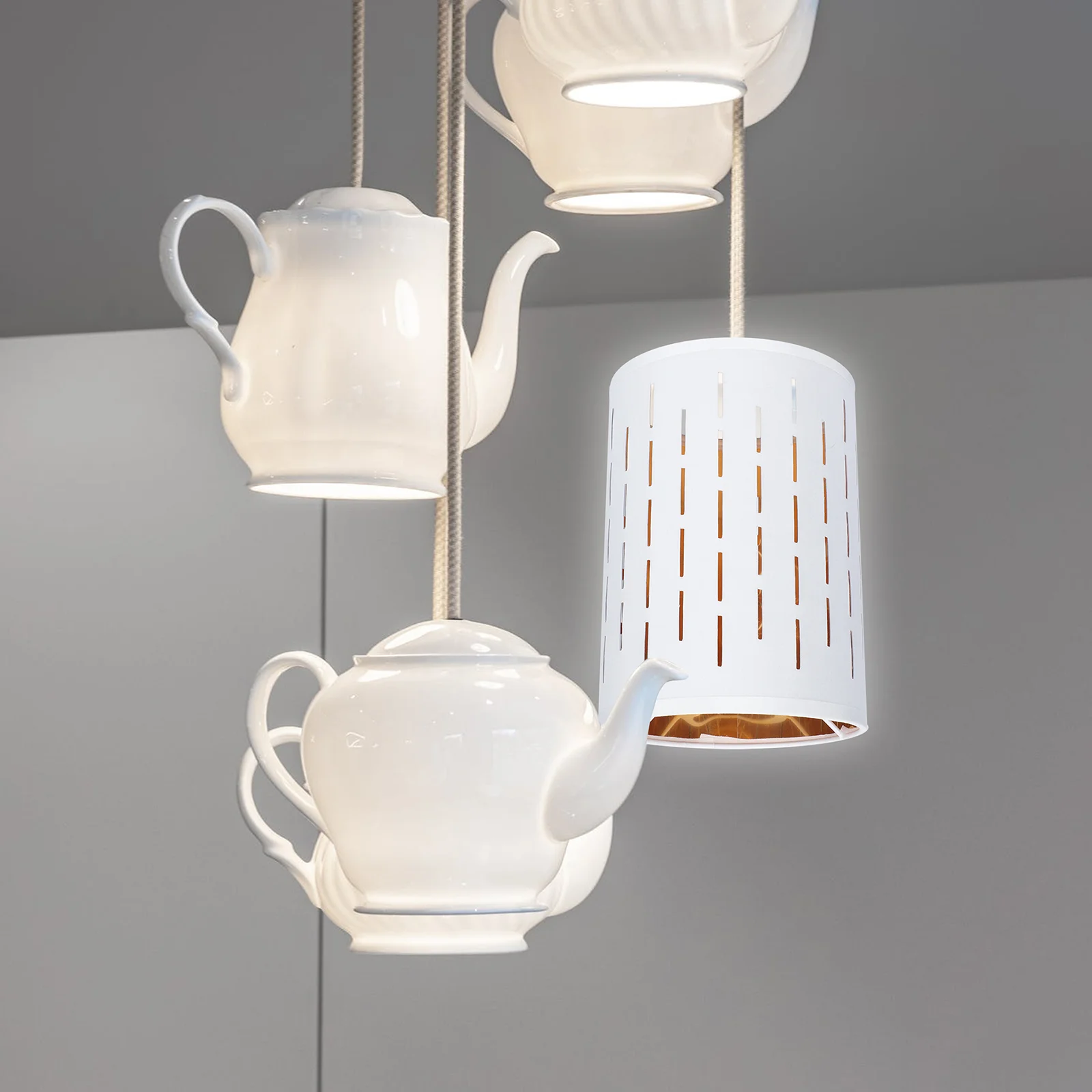Lampshade Decorations Light Cover Hollow Cloth Practical Metal Modern Table Decorative Hollowed-out