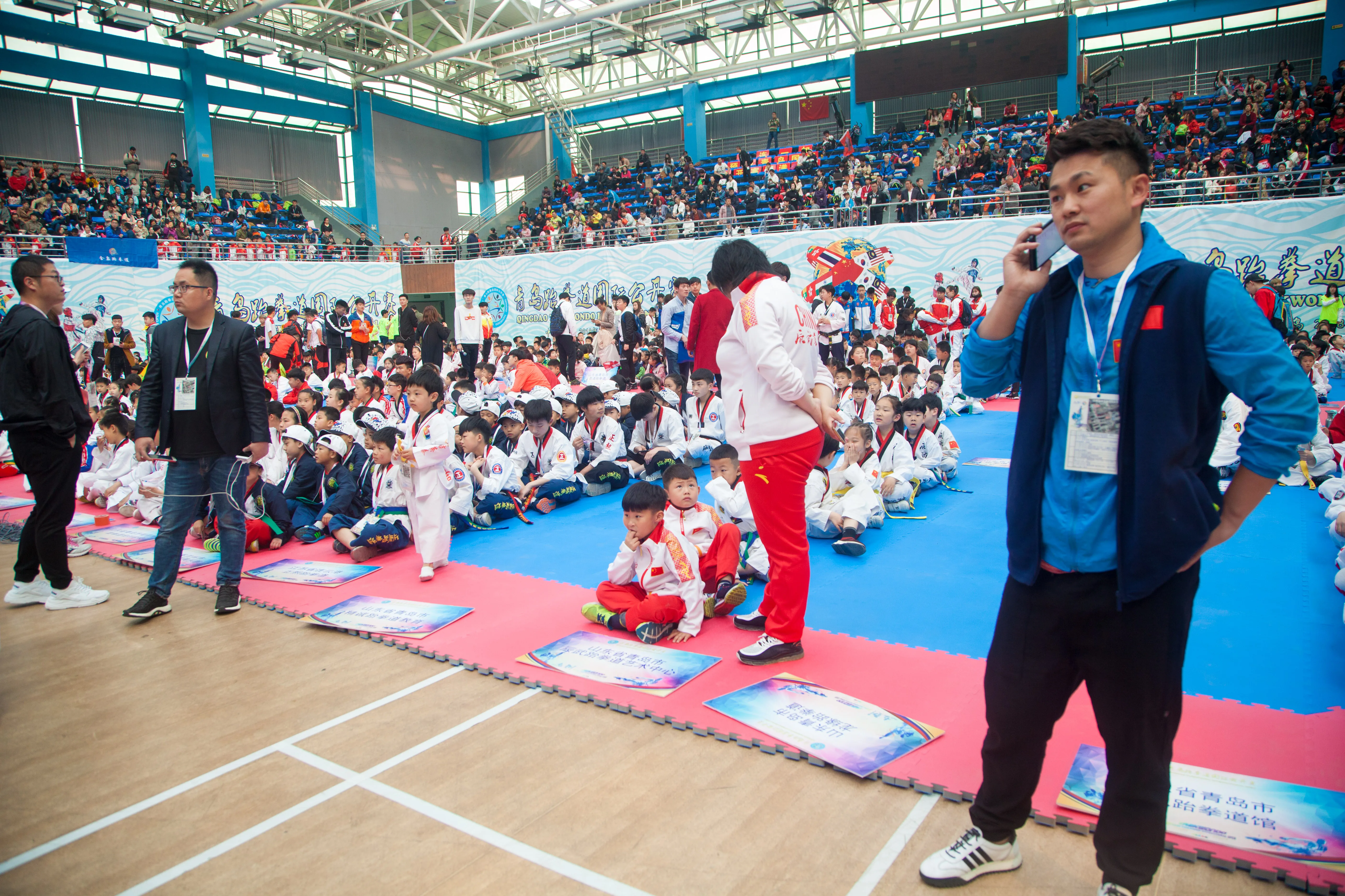 Sprzęt do zawodów treningowych Taekwondo 1 * 1 m Standardowe maty puzzle