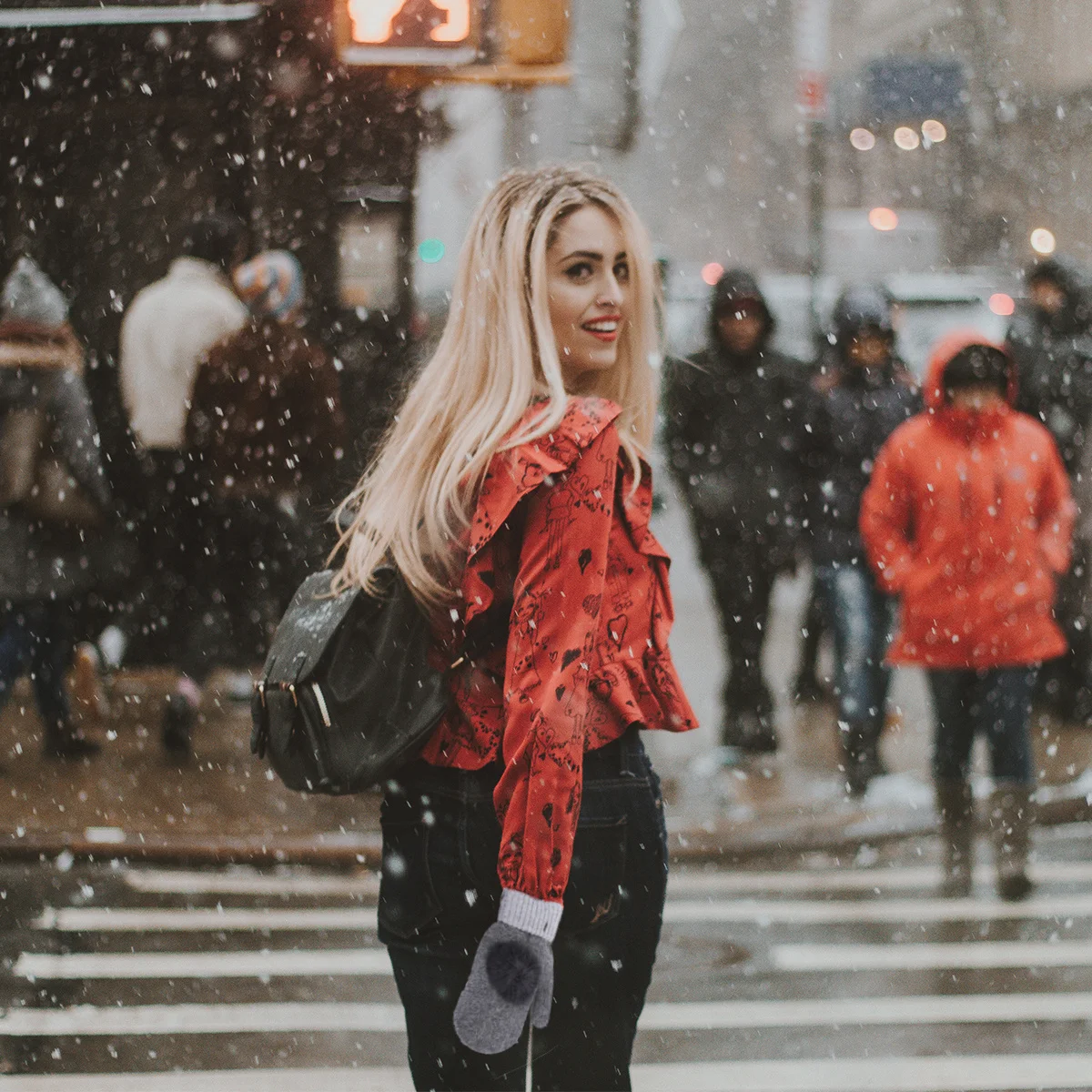 

2Pairs Warm Wool Mittens Fleece Lined Thermal Gloves Winter Mitten for Women Durable Acrylic Knit Wool Mittens